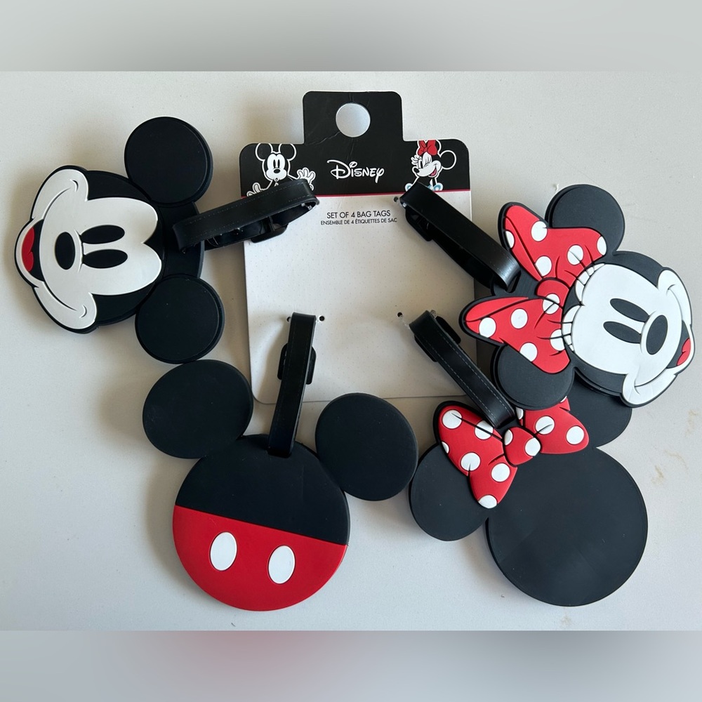 Set of 4 Disney luggage tags NWT